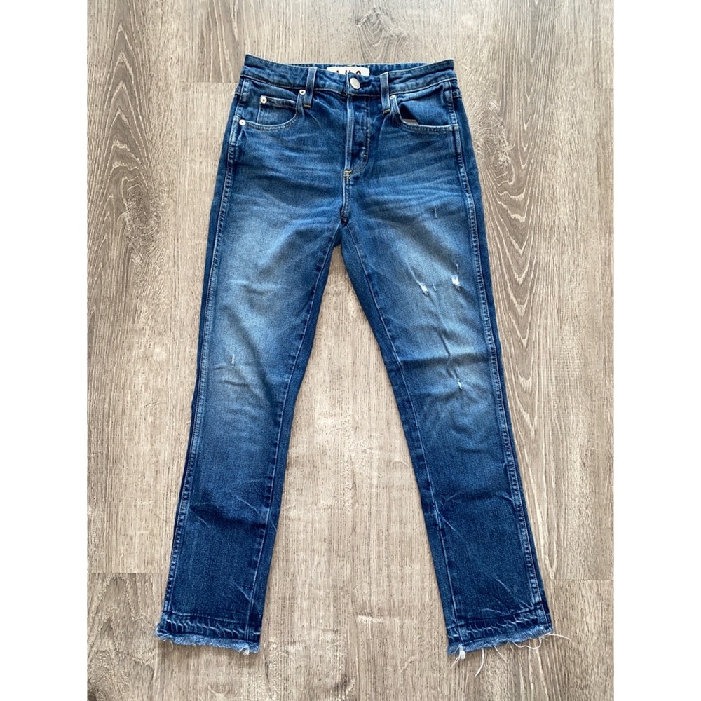 AMO Jeans